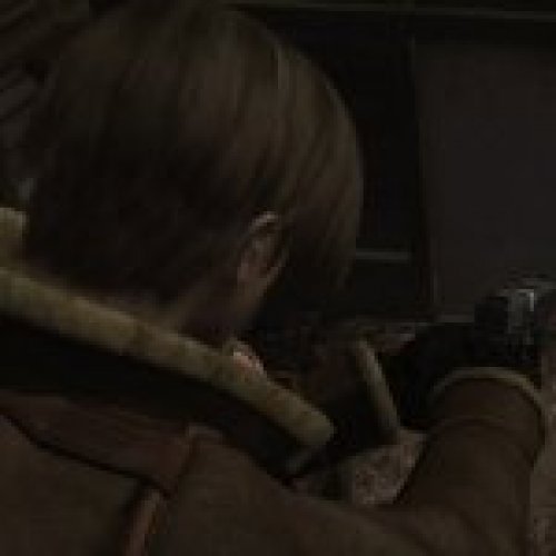 Leon Ultra HD in jacket