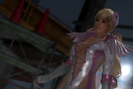 Momiji as Gloria DMC4