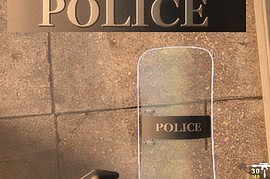 hellsing_armory_katana,_knife,_police_riotshield